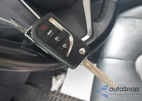 2020 Toyota Camry Se z USA, uszkodzony, nr VIN 4T1G11AK5LU350475